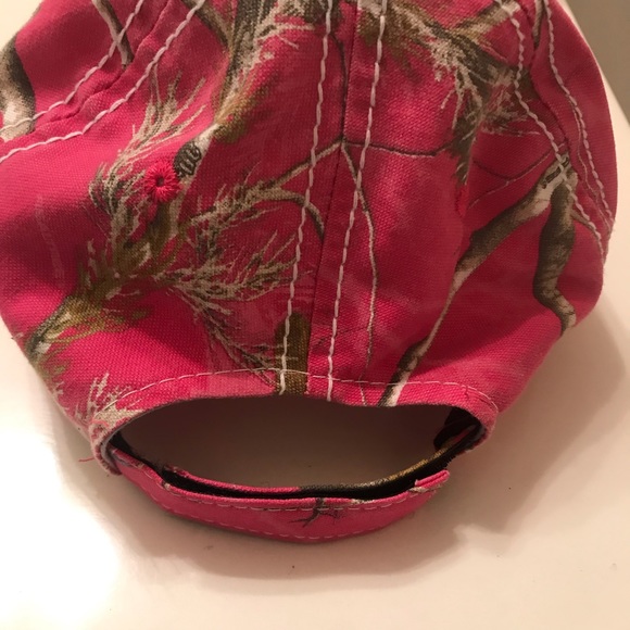 Baseball cap - Picture 2 of 3